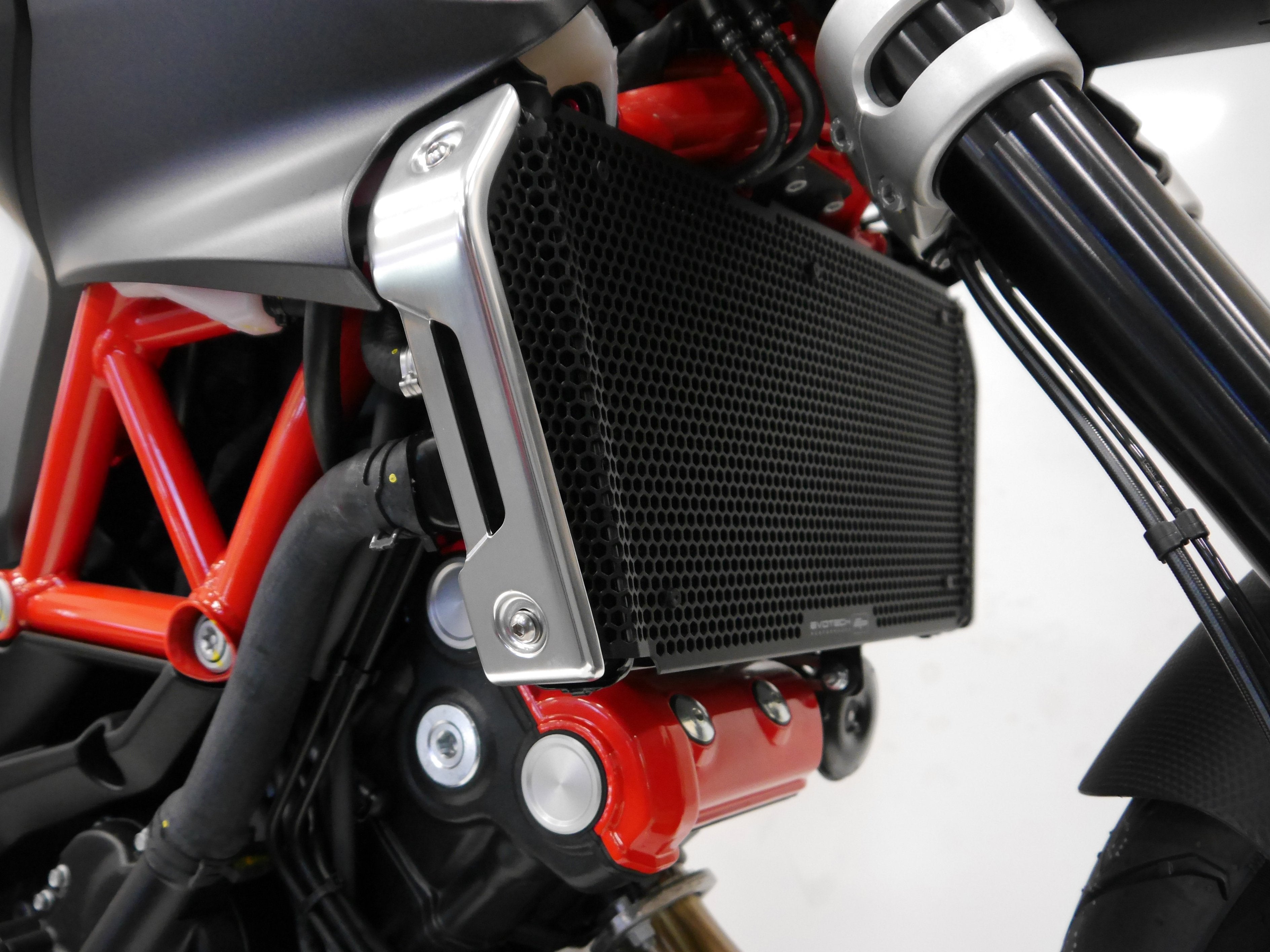 Evotech, EVOTECH Aprilia Dorsoduro / Shiver Radiator Guard