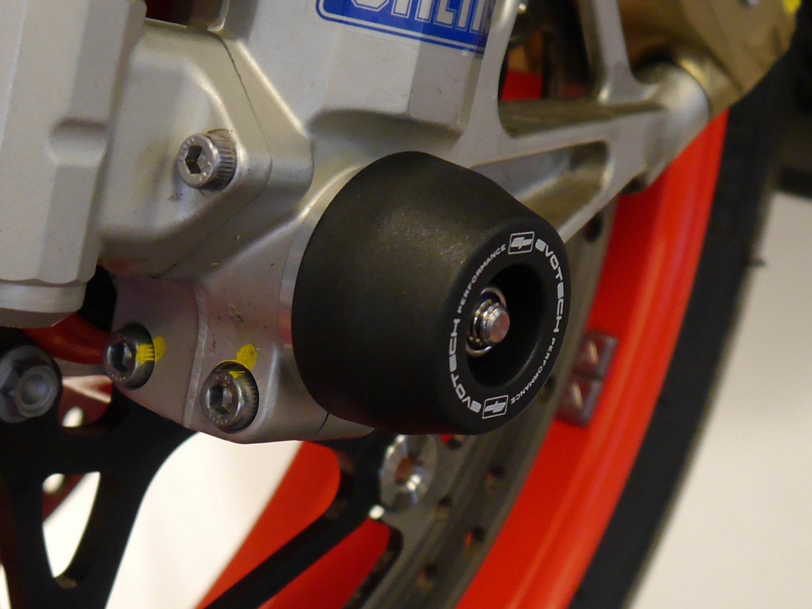 Evotech, EVOTECH Aprilia Front Wheel Sliders